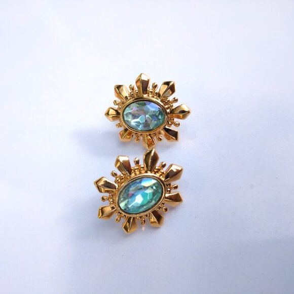 Avon Vintage 80's Blue Starburst Simulated Aquamarine Clip On Earrings Gold Tone - Picture 4 of 8